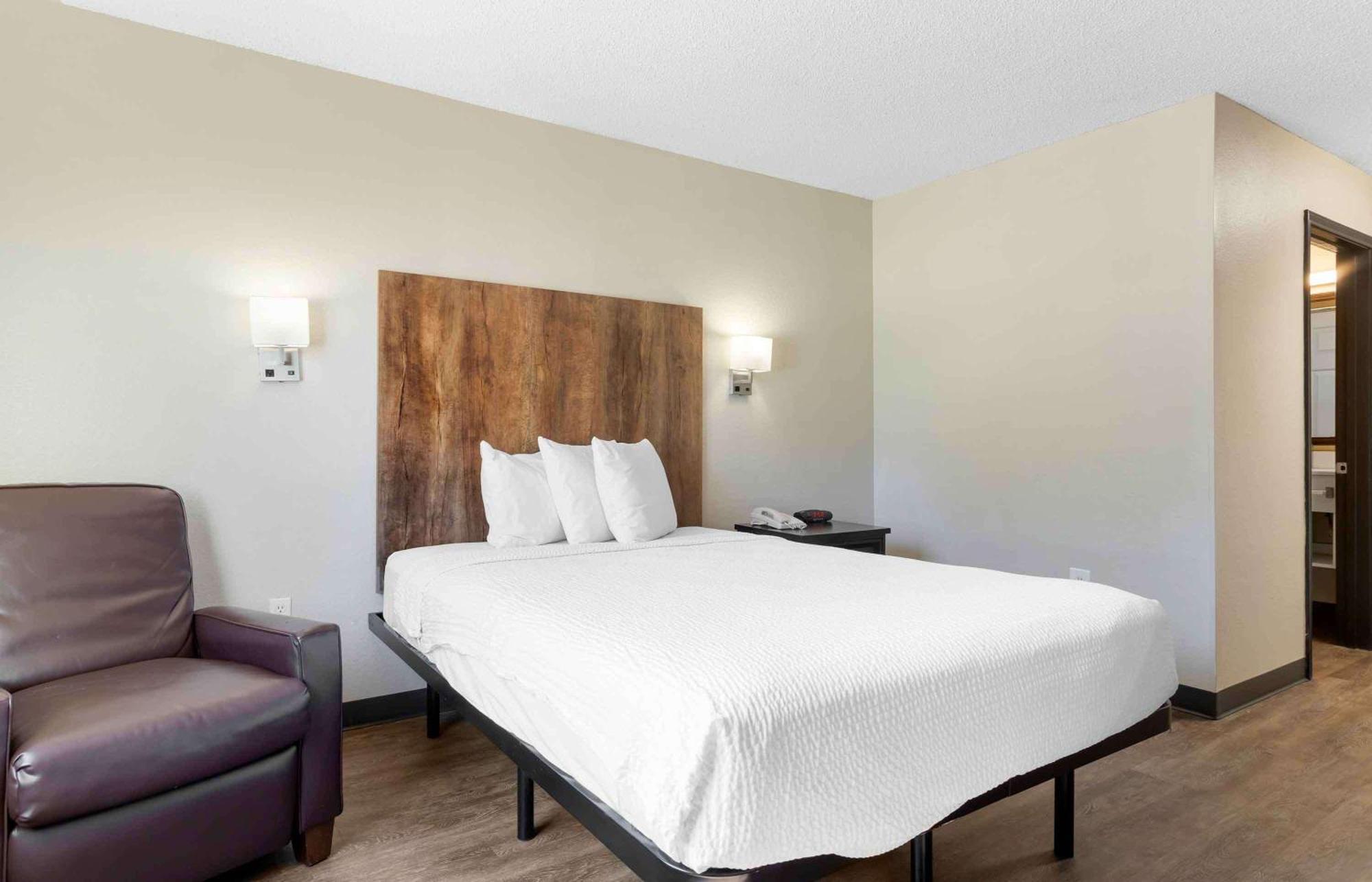 Extended Stay America Suites - Houston - Katy Freeway - Energy Corridor Exterior photo